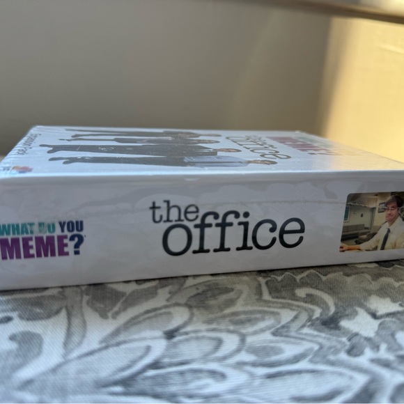 What Do You Meme? The Office Expansion Pack Card Game UNOPENED NWT - Picture 4 of 6